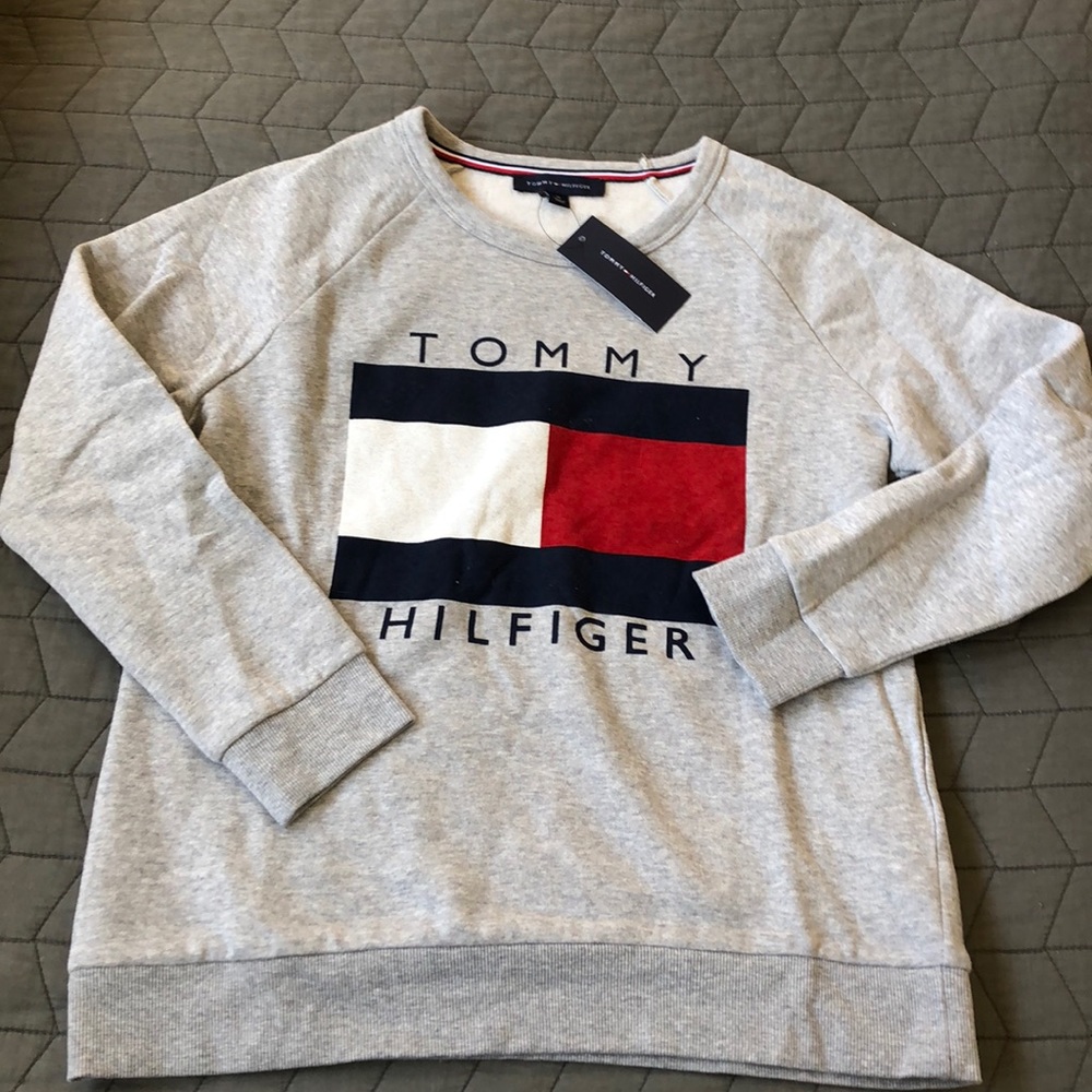 Soft Tommy Hilfiger crew sweatshirt